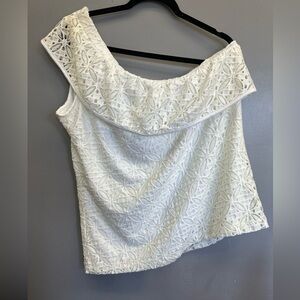 New York &  Company Elegant White Lace Off-Shoulder Top<<<<46>>>>